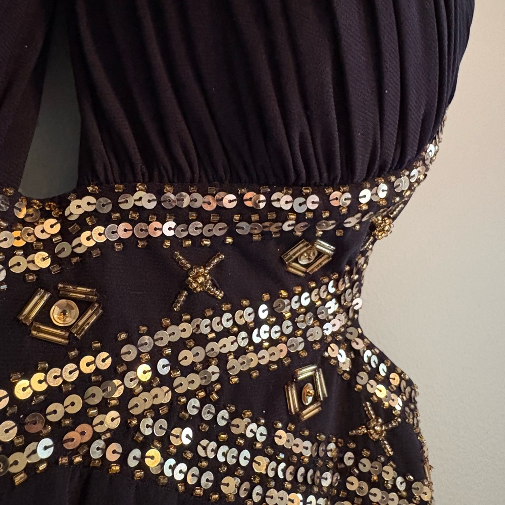 Betsy & Adam Navy Formal Maxi Dress with Gold Accents - Picture 4 of 9